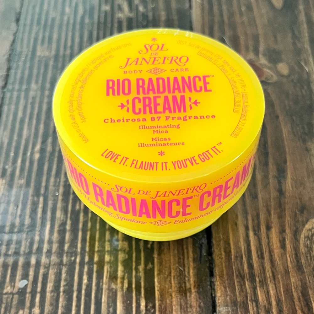 Sol de Janeiro Mini Rio Radiance Illuminating Body Cream.